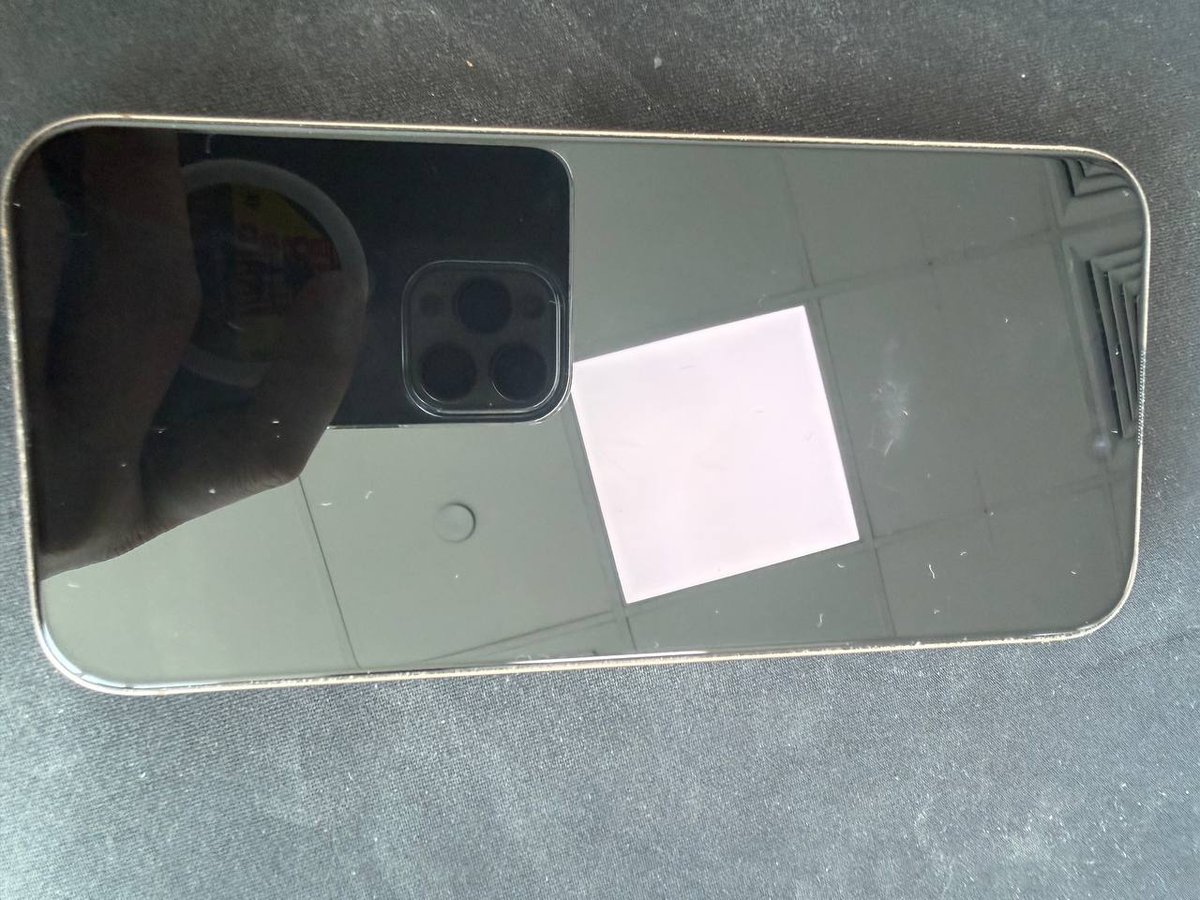 9成新iPhone16ProMax 256G转让 $800