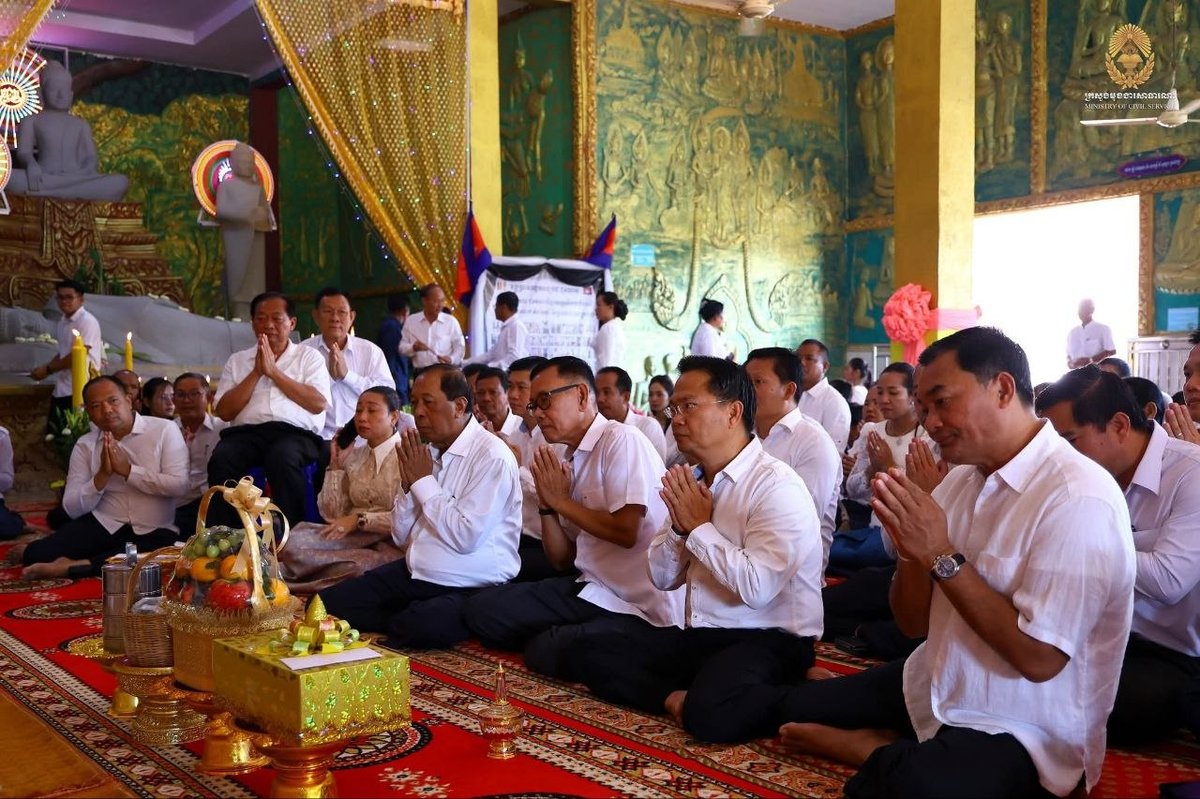 柬埔寨公务员部代表出席实居省宗教活动