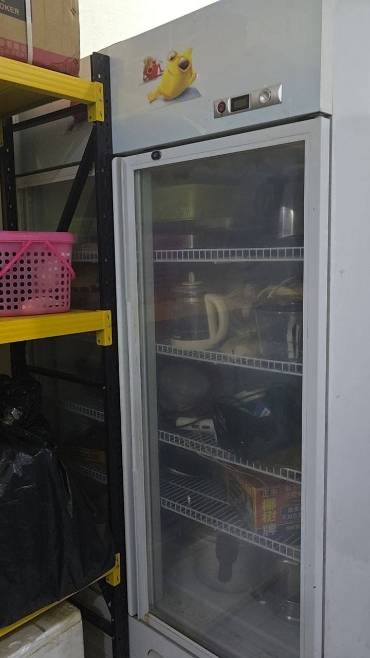 西港外卖厨房设备清仓 四门冰箱$150 摆摊车$40