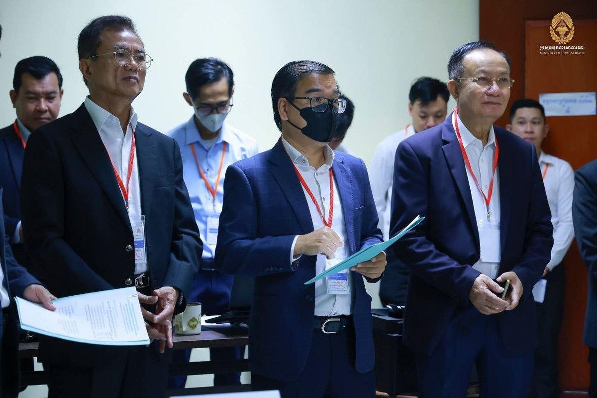 金边公立学校教师内部调动考试今日开考