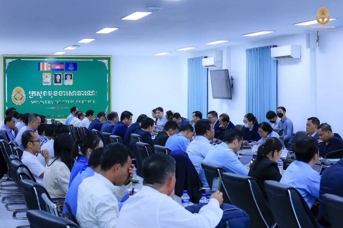 柬埔寨公共职能部与劳工部合作优化机构结构