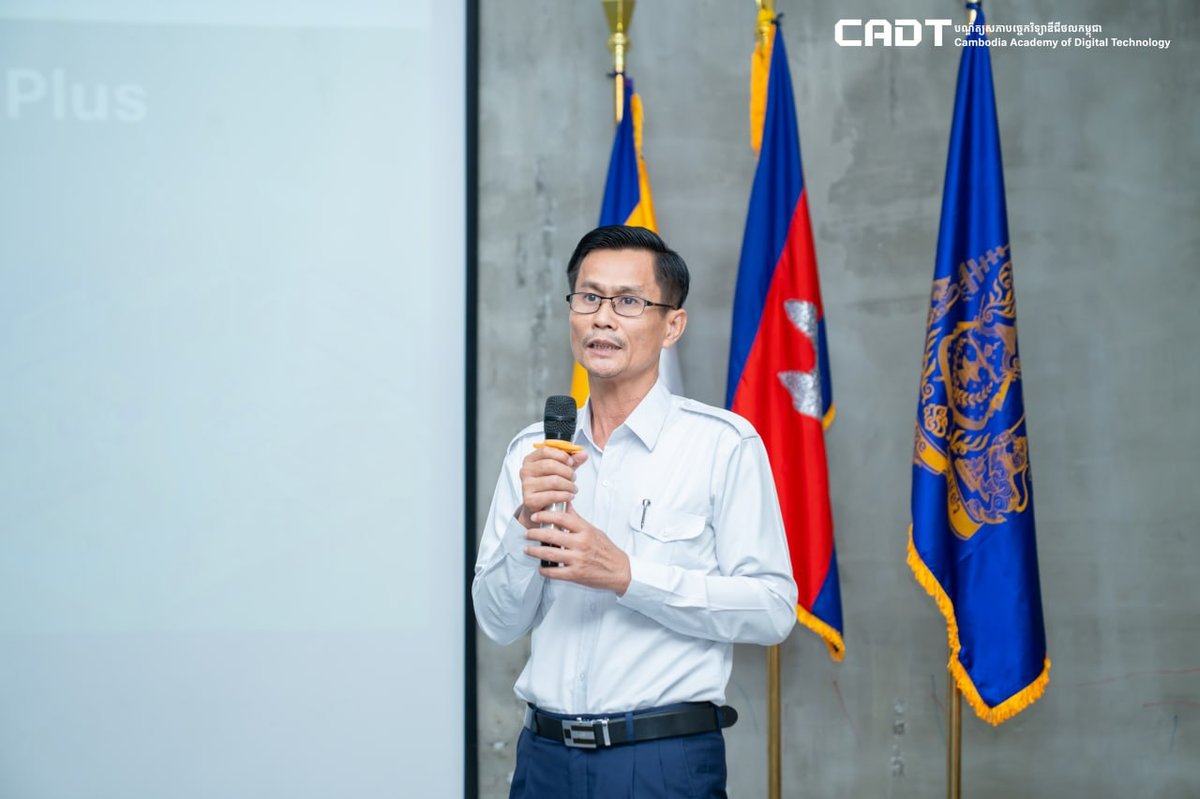 柬埔寨数字技术学院举办AI与IoT教育工作坊