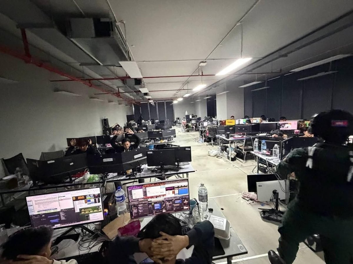 柬埔寨警方突袭波贝诈骗大楼 逮捕近600名嫌疑人