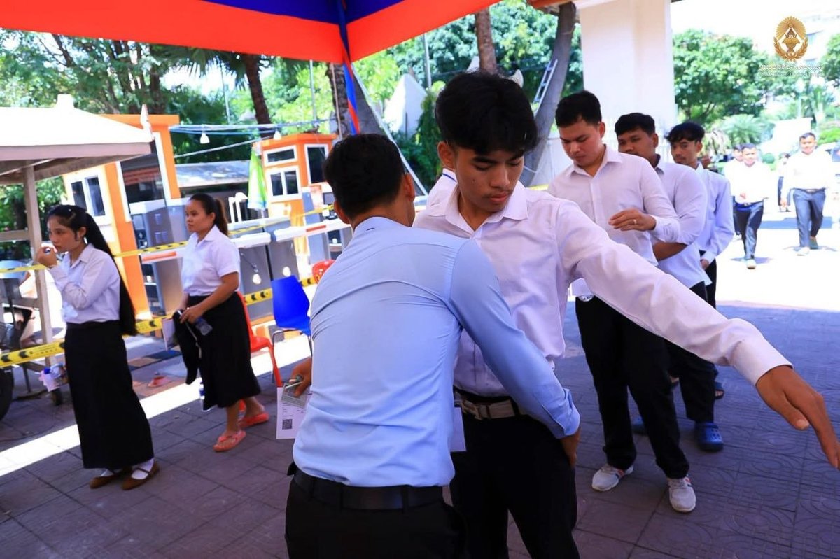 国家管理大学举行教师招聘考试 2350名候选人参加
