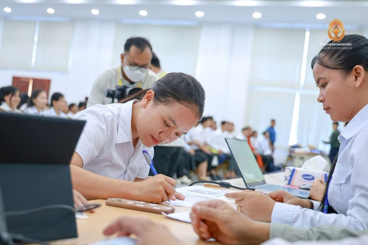 蒙多基里女教师获配家乡岗位 称考试分配透明