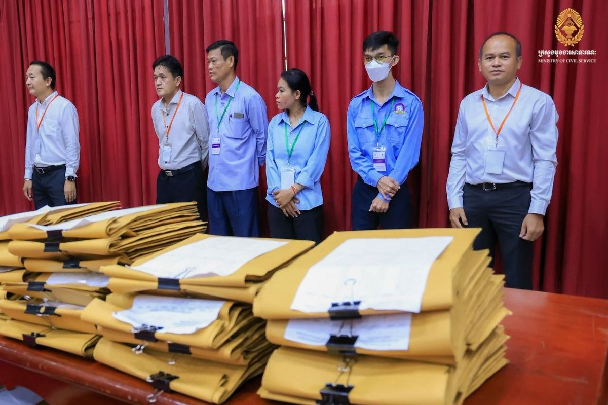 公共服务部小学教师招聘评卷第3天 成绩择期公布