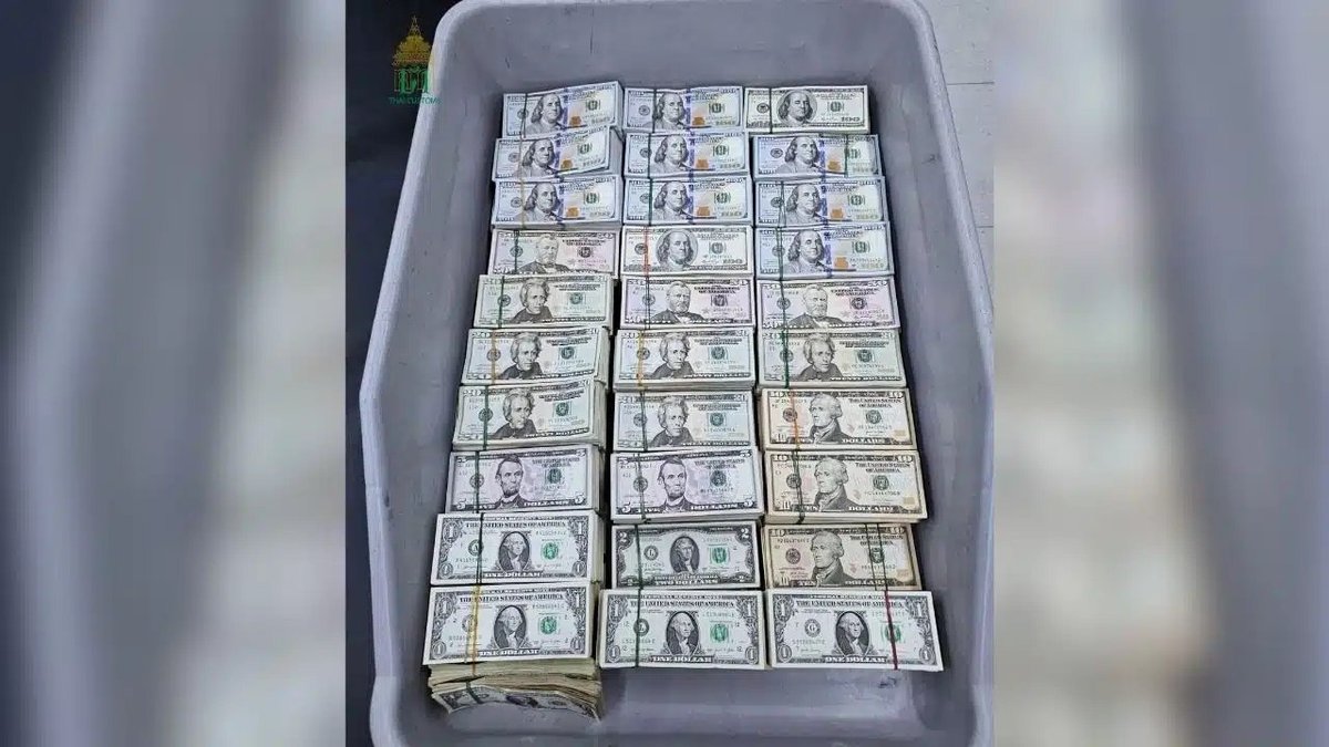 泰国警方在曼谷机场查获170万美元现金 藏于行李箱
