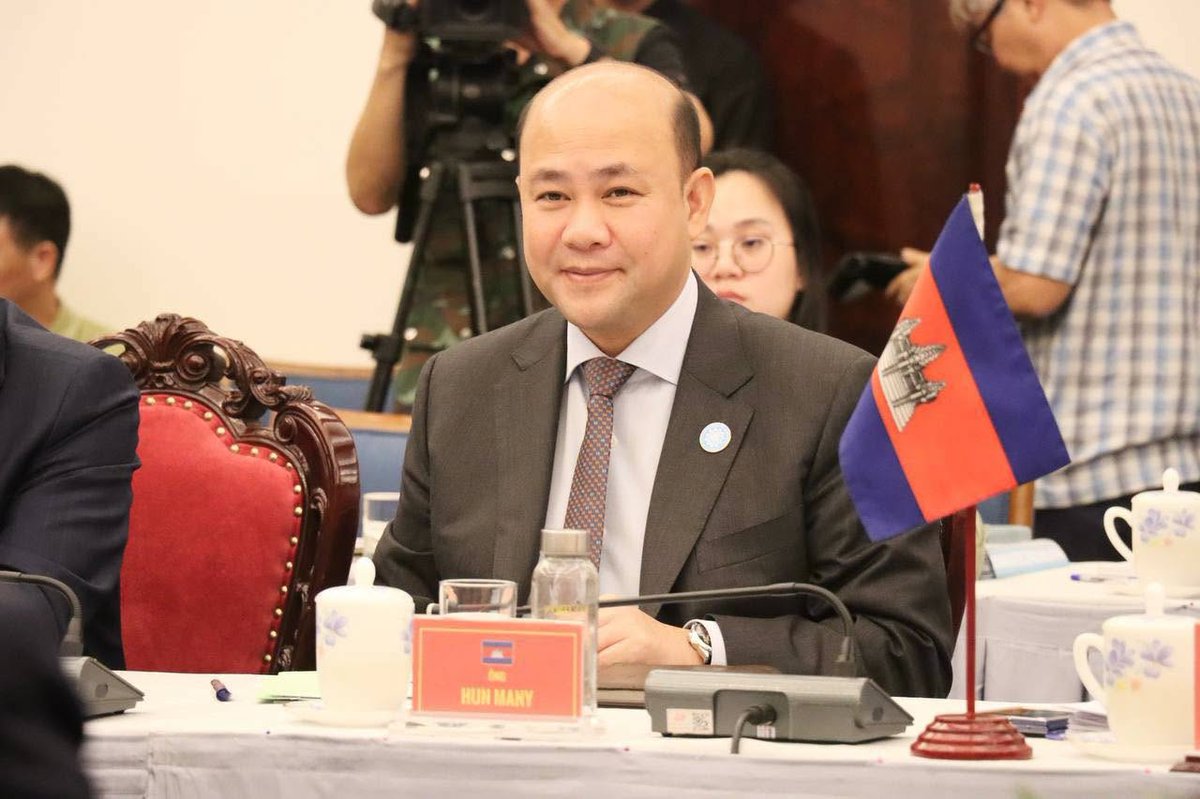 柬埔寨与越南国防部举行第九次双边防务合作会议