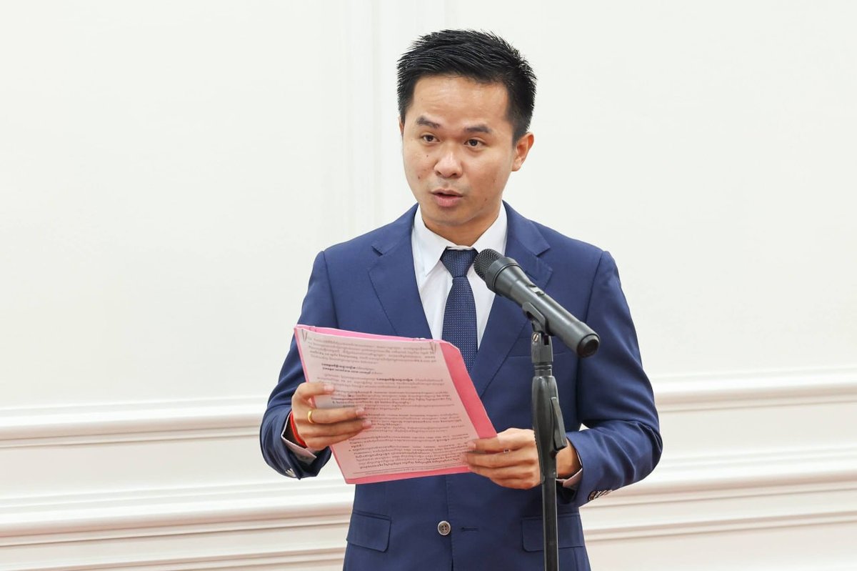 国会第一副主席鼓励留学生回国建设 充当友谊大使