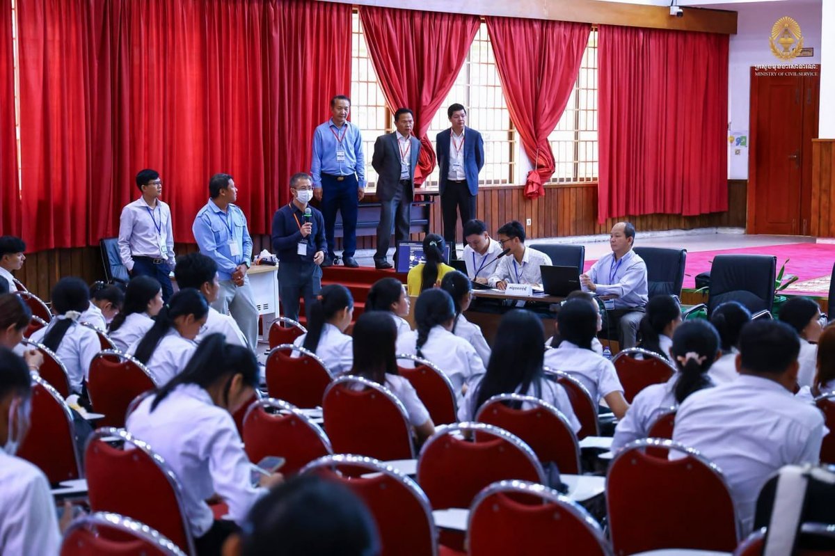 洪玛尼视察小学教师招聘选岗工作 确保流程透明