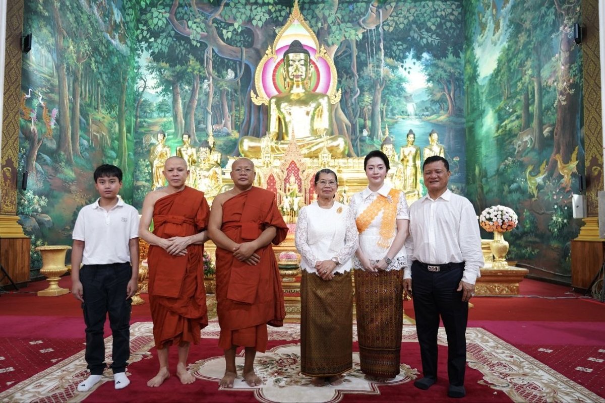 棉森婉出席波通寺亡人节诵经仪式 祈求国泰民安