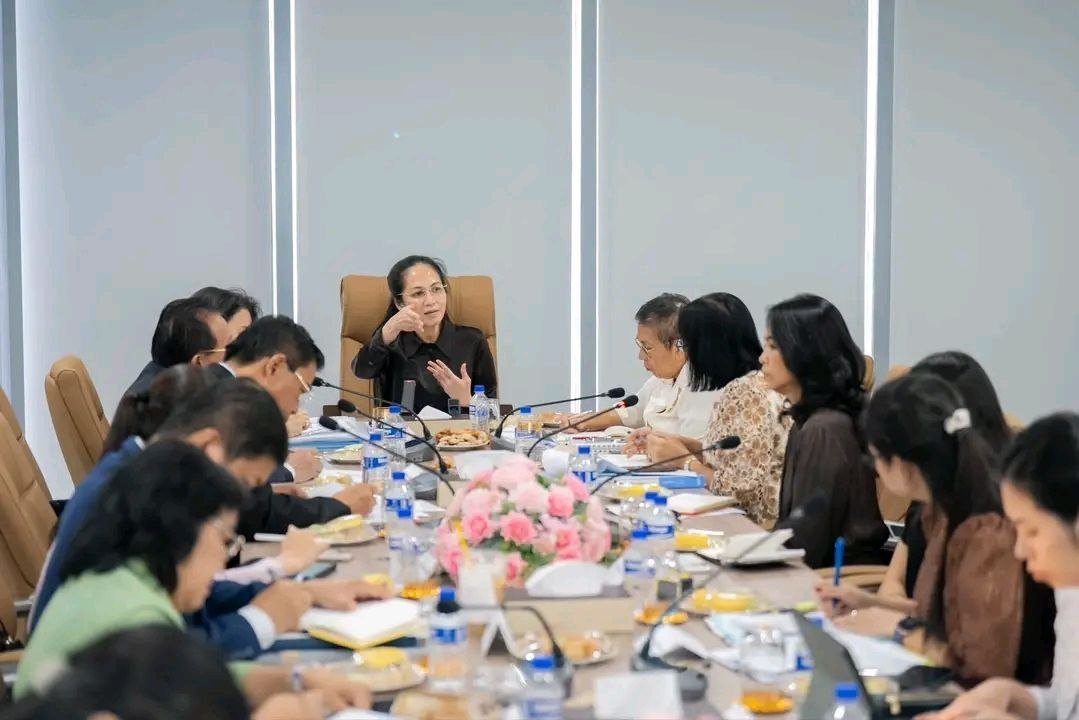 柬埔寨筹备11月法语国家峰会 毕占蒙妮主持会议