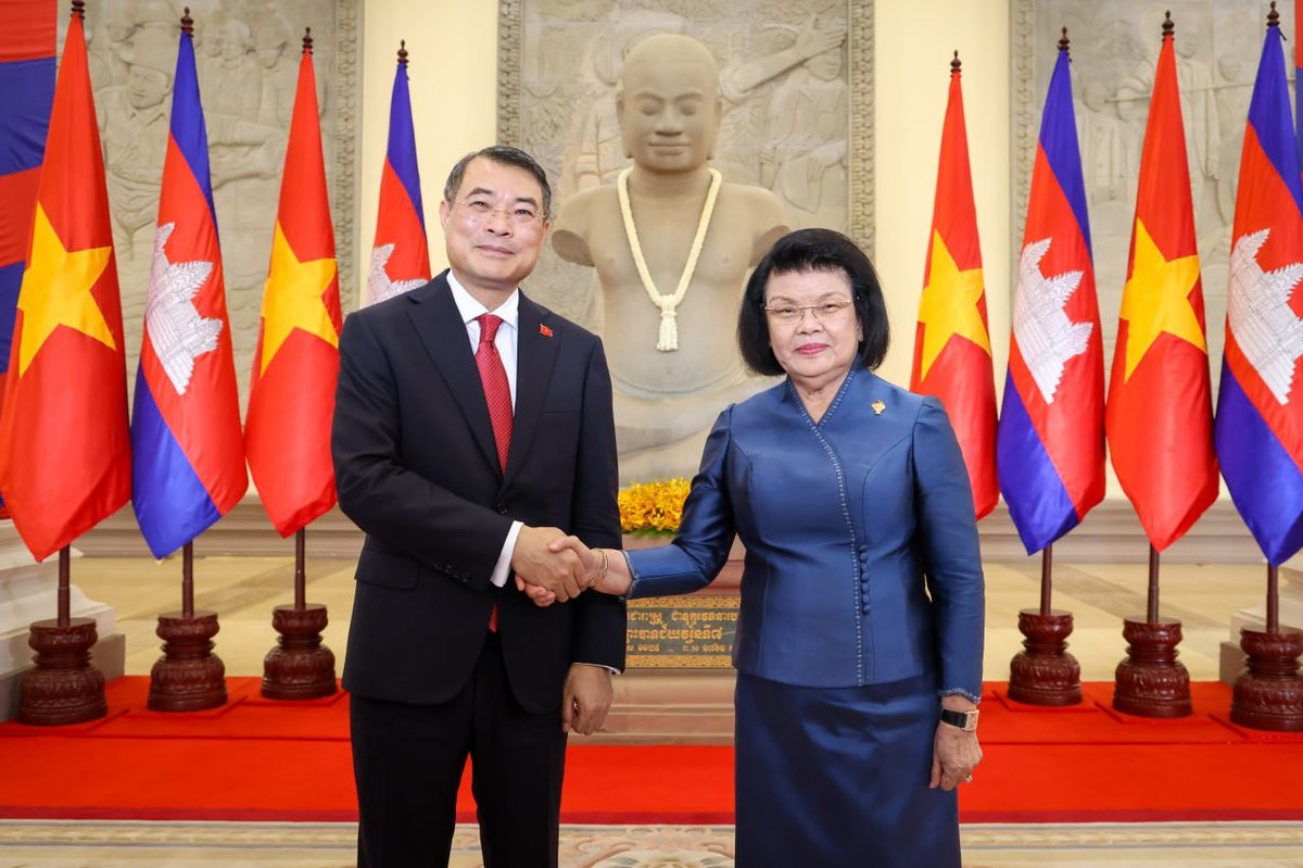 柬埔寨国会主席与越南总理会晤 推动双边友好关系