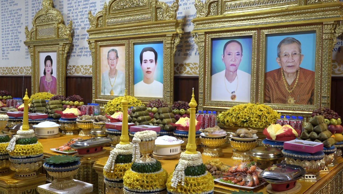 洪玛尼代表洪森夫妇出席金边宗波克寺祭祀活动