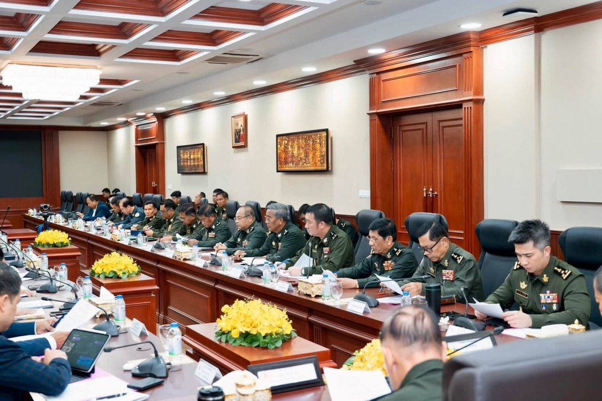 柬埔寨国防部召开国民服役委员会会议 推进军队建设