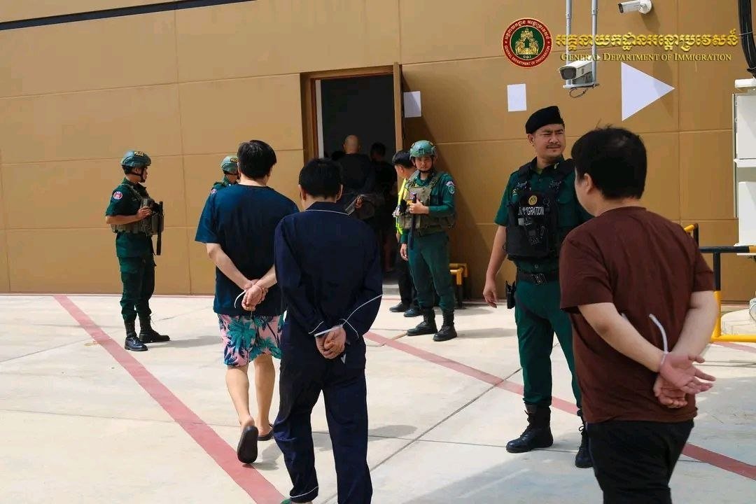 柬埔寨遣返90名涉嫌网络诈骗中国籍嫌犯