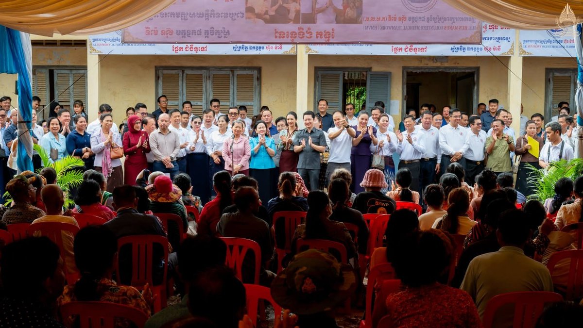 洪玛尼志愿者团队在磅湛省义诊 惠及2万余名民众
