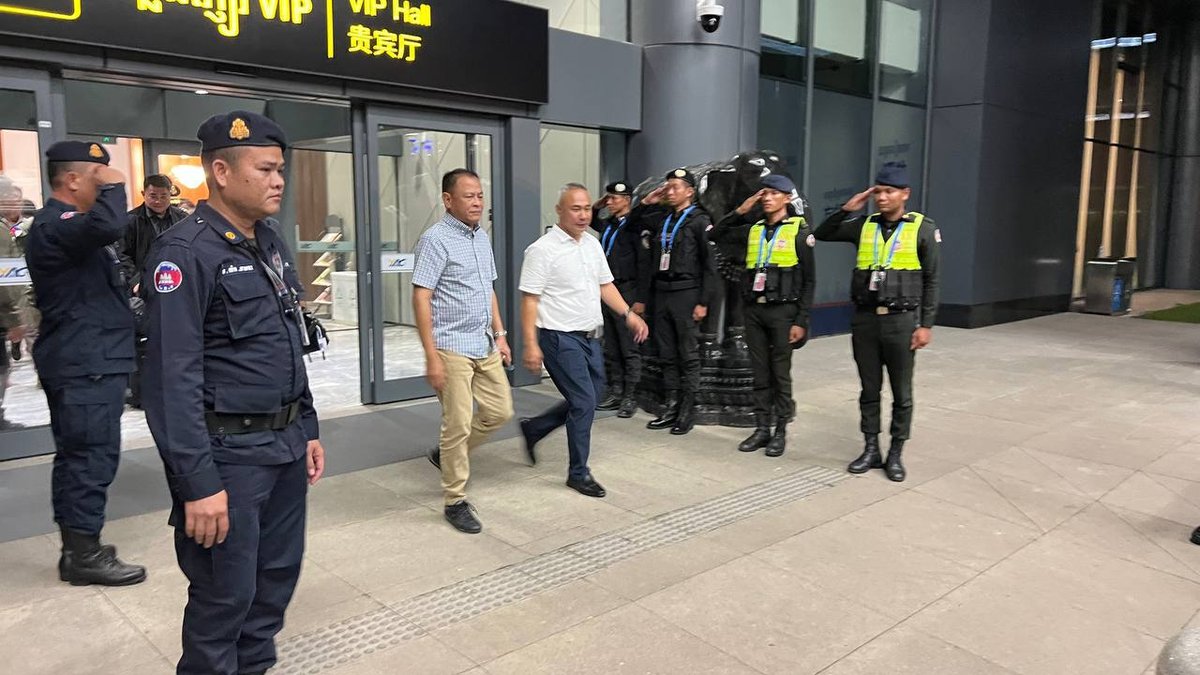 菲律宾军队总司令访问暹粒 柬方加强安保