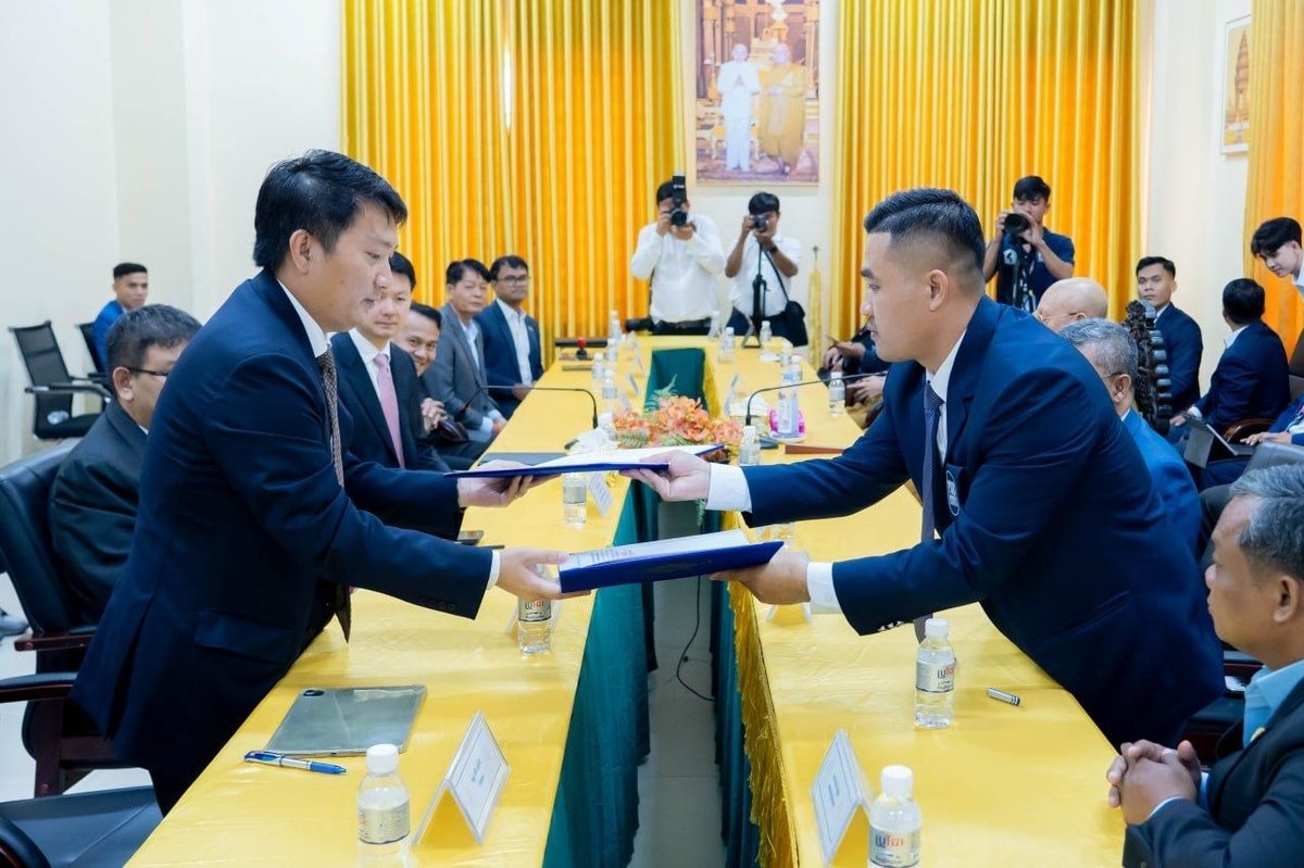 西哈莫尼佛教大学携手EBC推广规范化僧侣语言