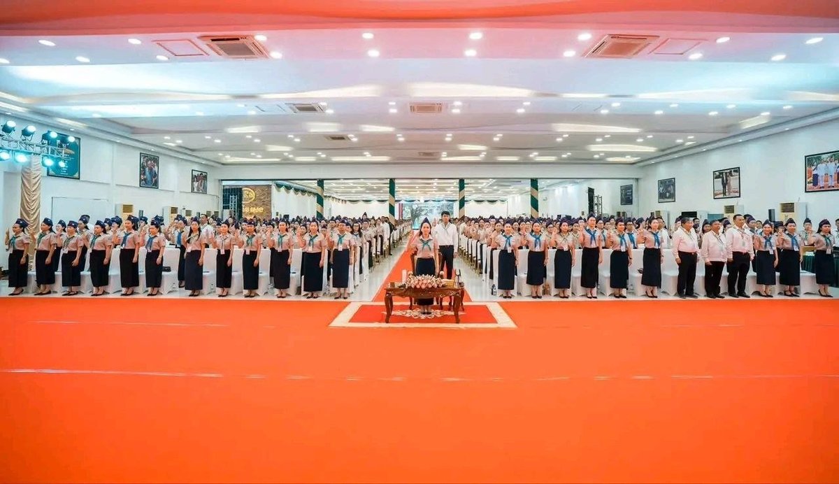 女童军协会在磅通省举行新成员宣誓仪式