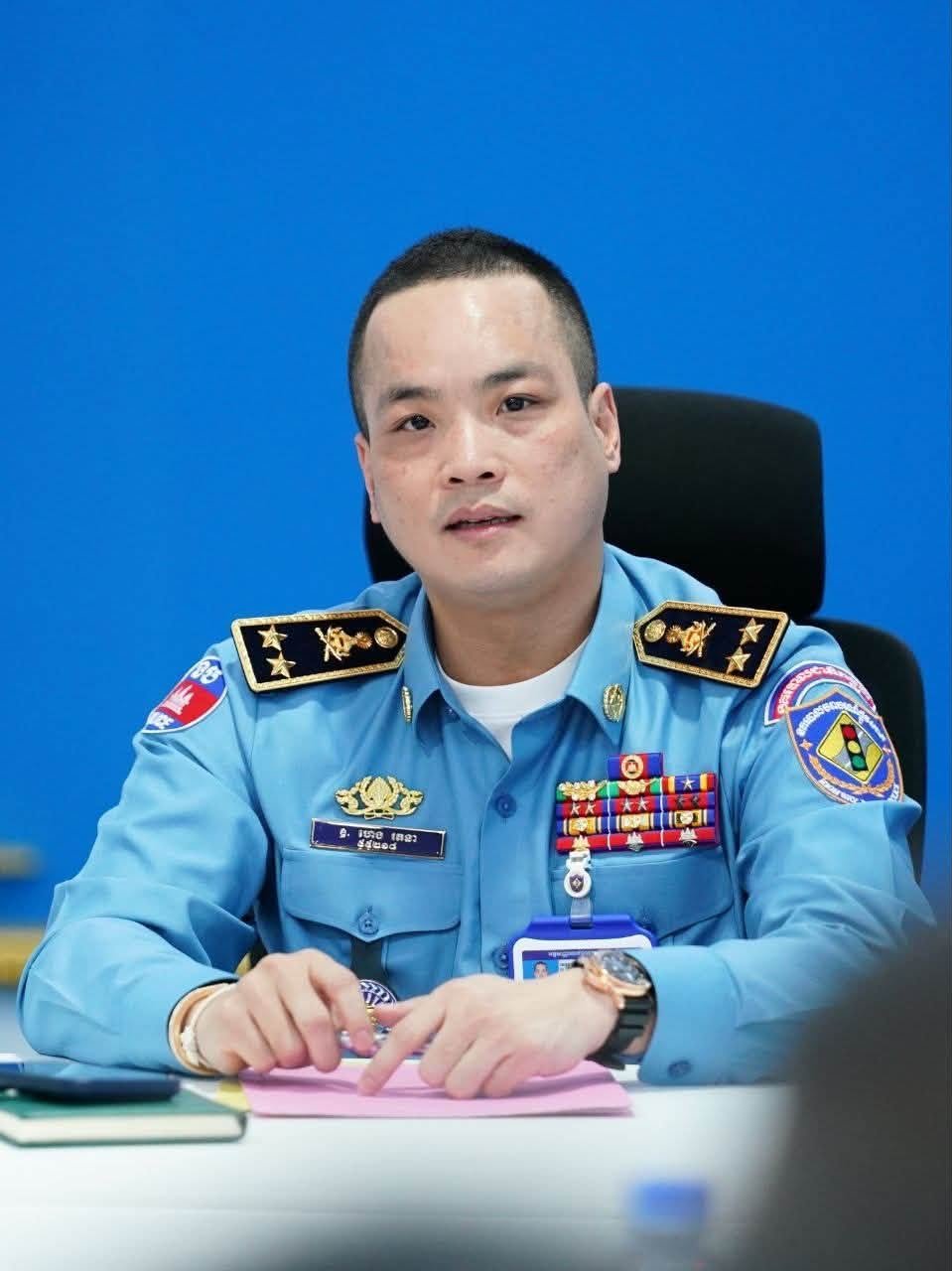 金边交警负责人公开举报渠道 严打隐蔽设卡执法