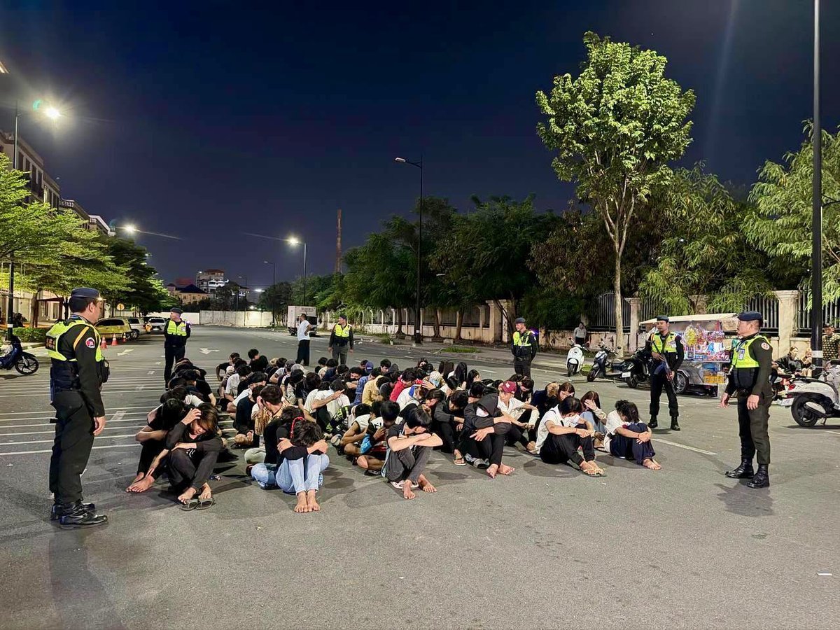 金边万景岗区警方开展专项行动 集中清理青少年滋事团伙