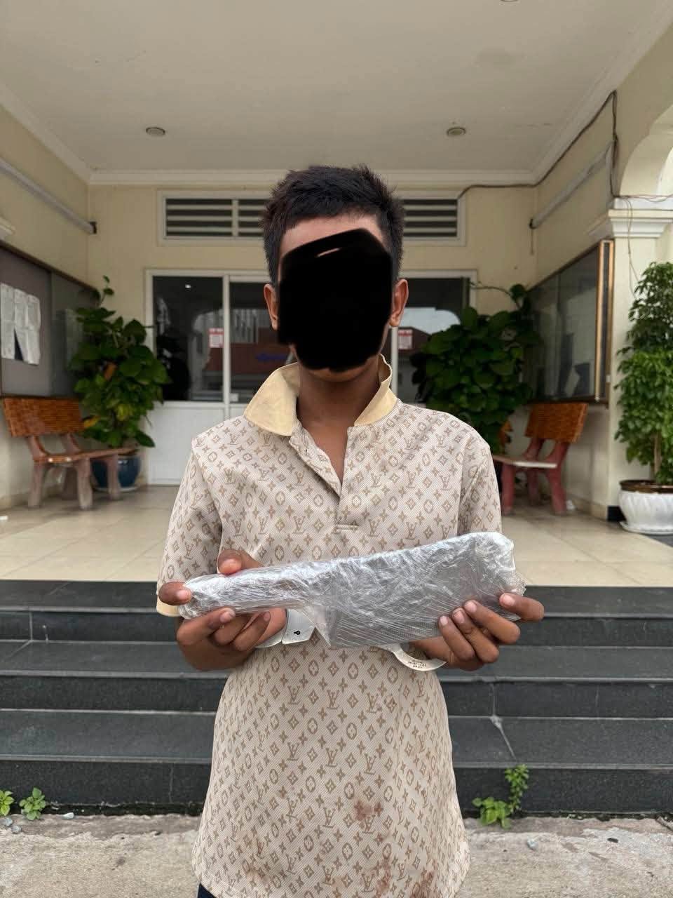 金边波森芷警方抓获偷手机嫌犯 10月25日作案