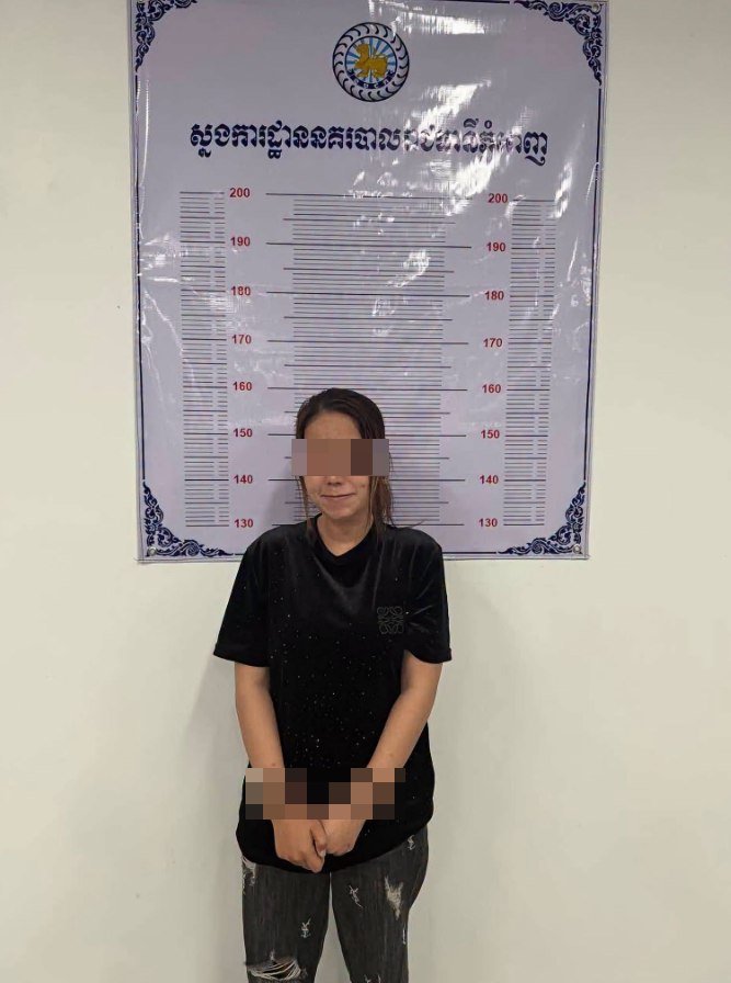 网红商人JJ Ching发视频含泪道歉 承认不敢面对问题