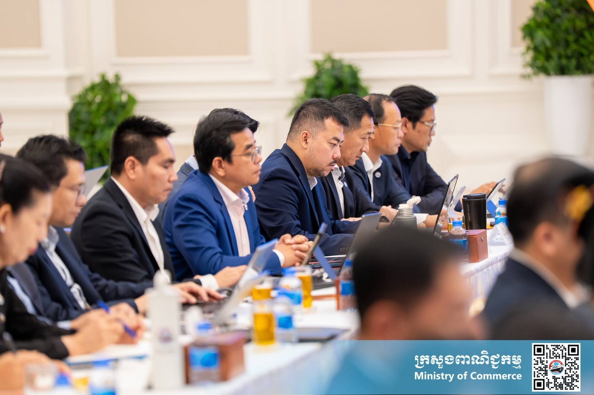柬埔寨商务部召开前九个月工作总结会 部署后续贸易任务