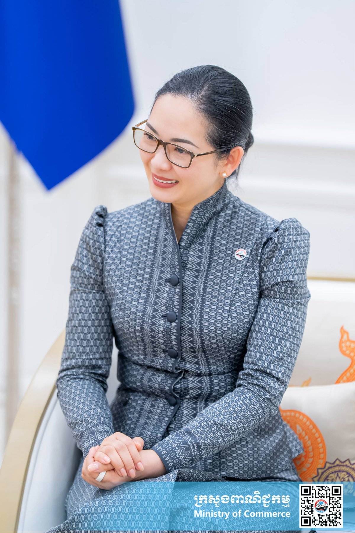 商务部长会见德国新任驻柬大使 探讨经贸合作