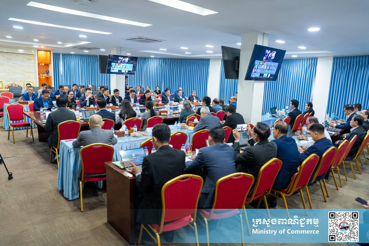 柬埔寨商务部召开周会 部署贸易监管与消费者保护