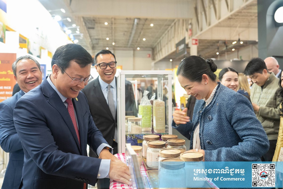 柬埔寨部长出席巴黎国际食品展 推广大米及农产品