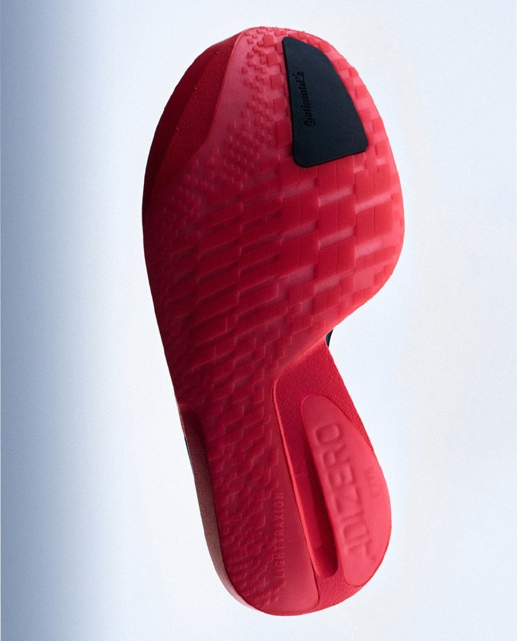 阿迪达斯新款Adizero Adios Pro 5发布