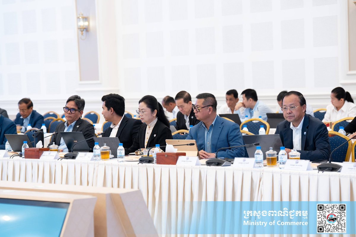 柬埔寨商务部召开周会 部署部门重点工作