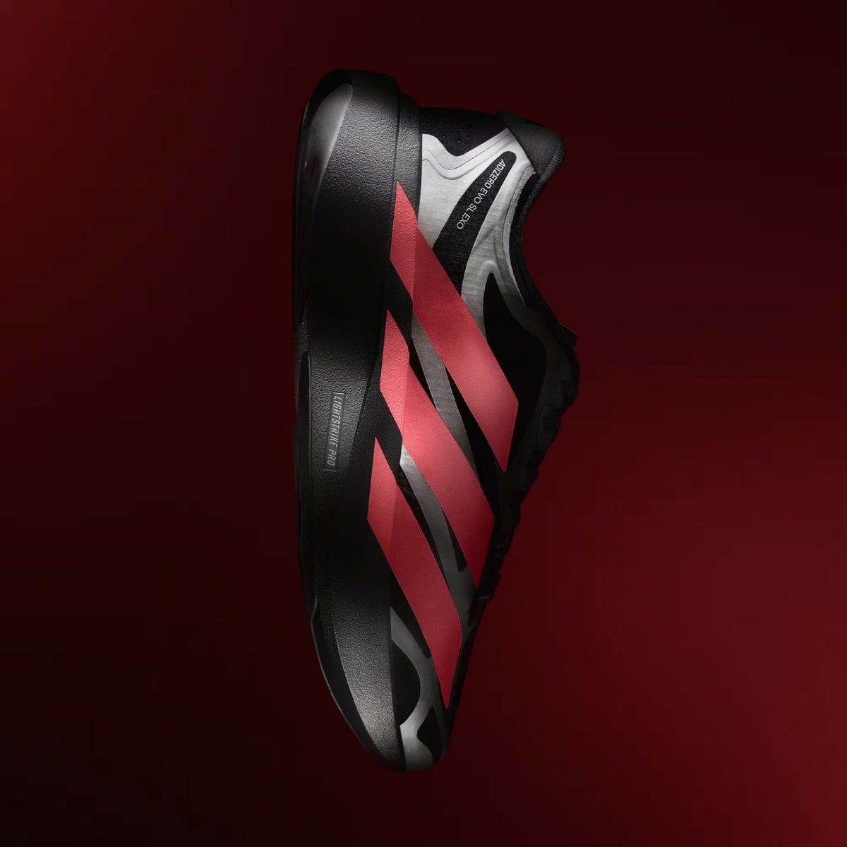 新款ADIZERO Evo SL跑鞋正式发售