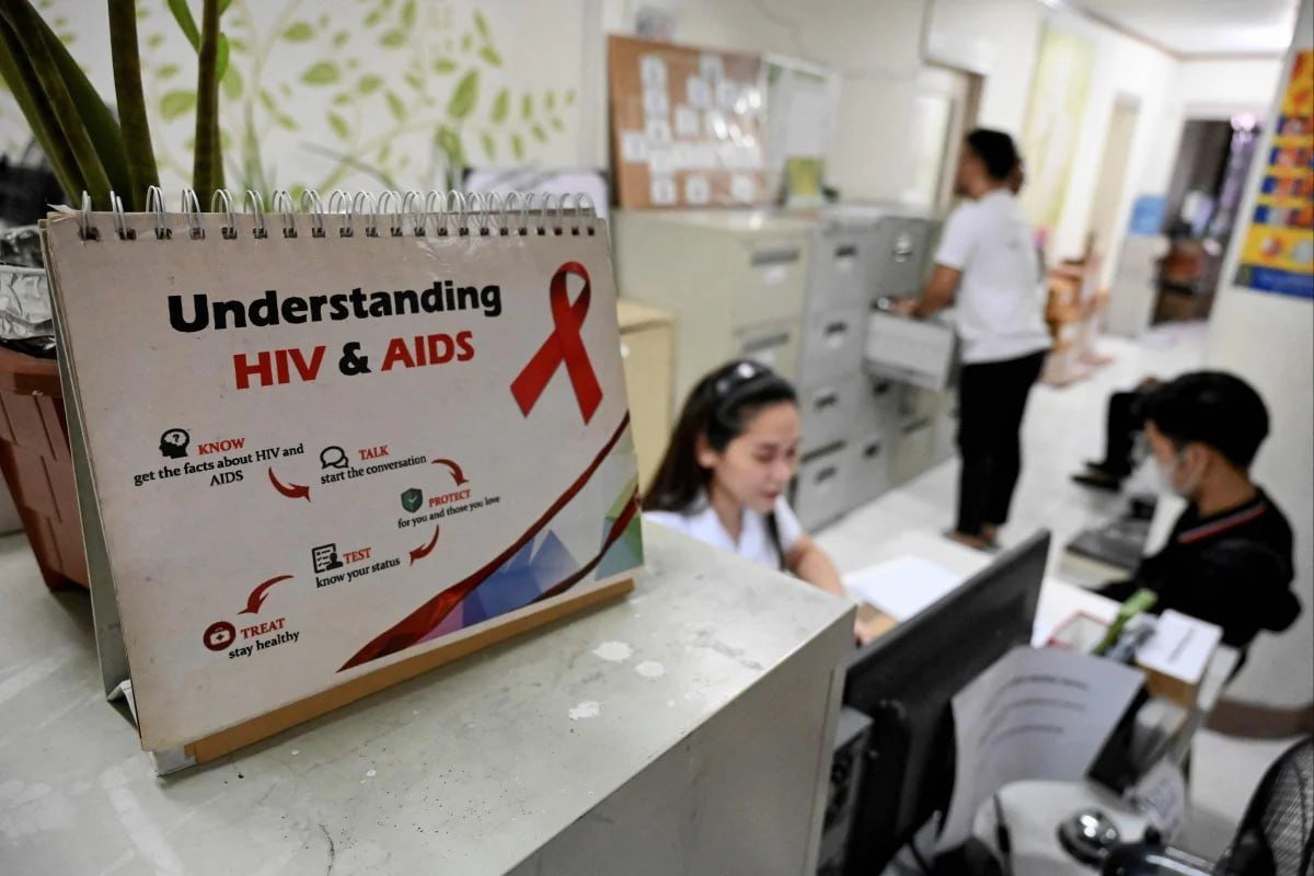 柬埔寨HIV治疗目标达成 青少年预防仍需加强
