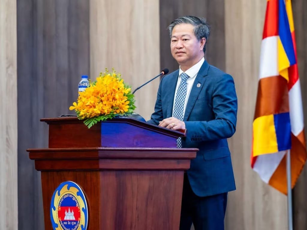 柬埔寨海关与消费税总局副总局长Se Sokhorn在澳大利亚