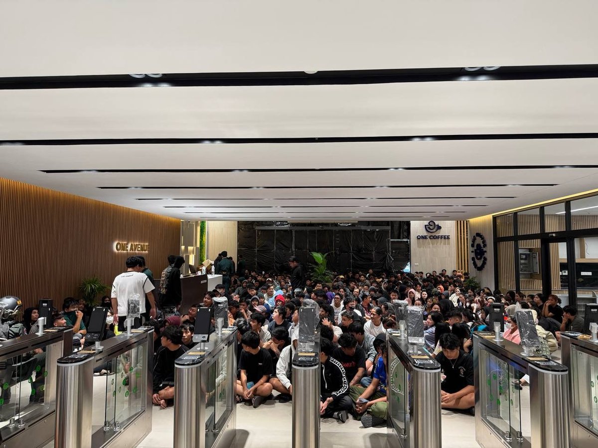 波贝市大型电诈窝点被端 抓获587名嫌疑人