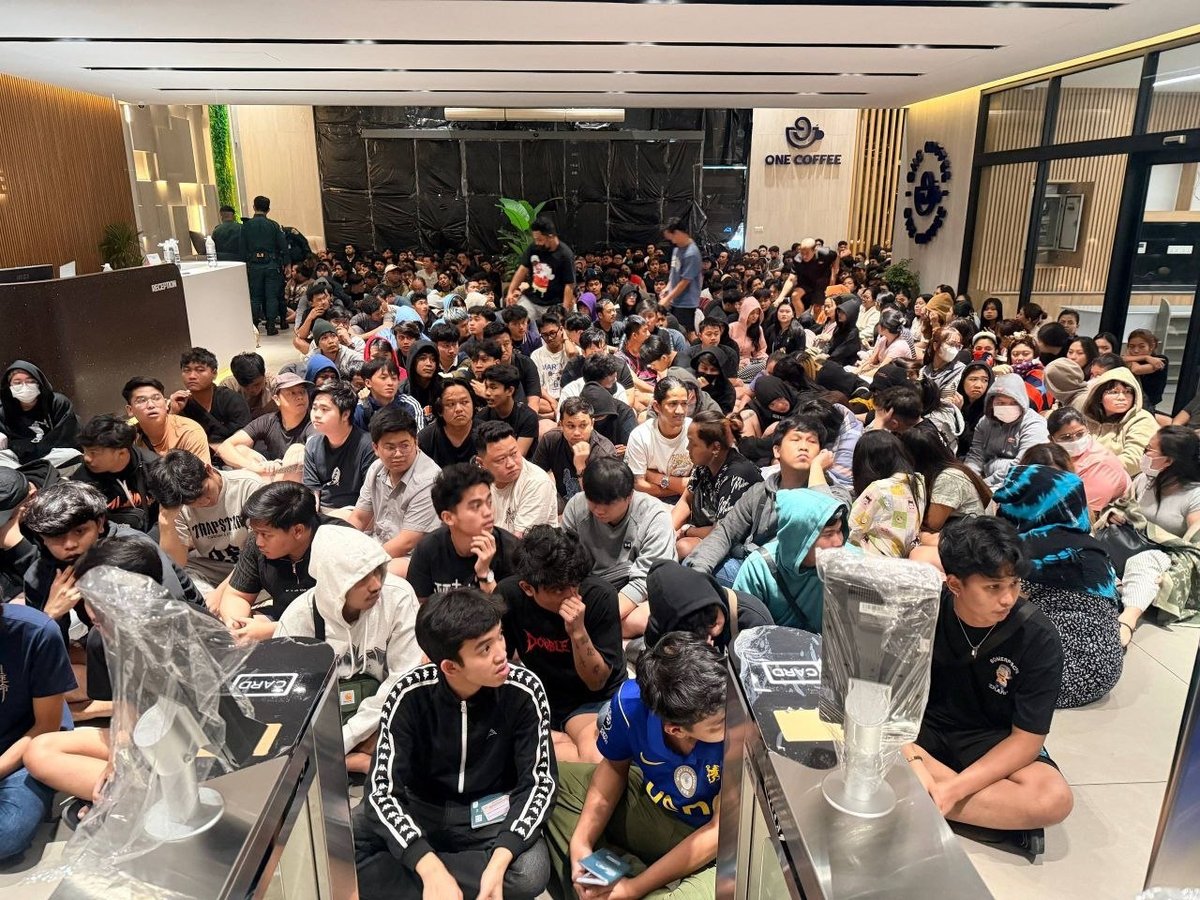 波贝市大型电诈窝点被端 抓获587名嫌疑人