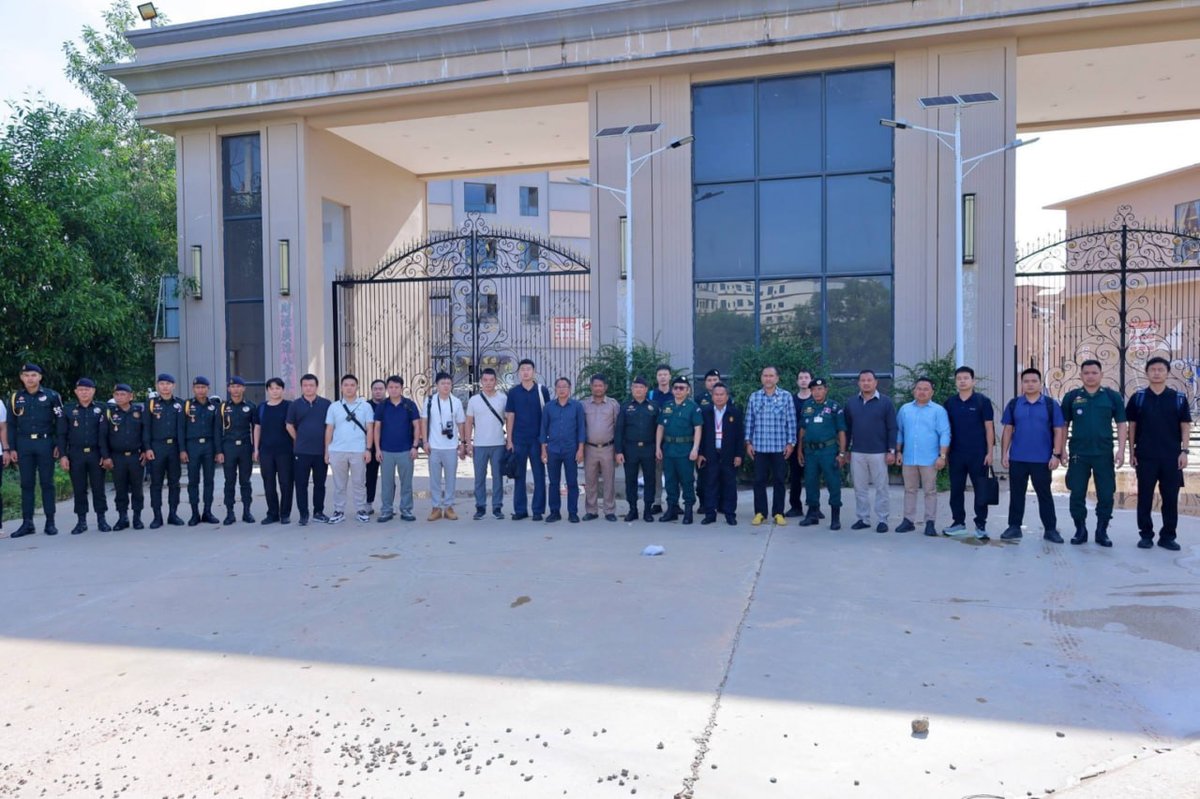 中国公安部赴巴域电诈园区取证 现场遗留大量文件