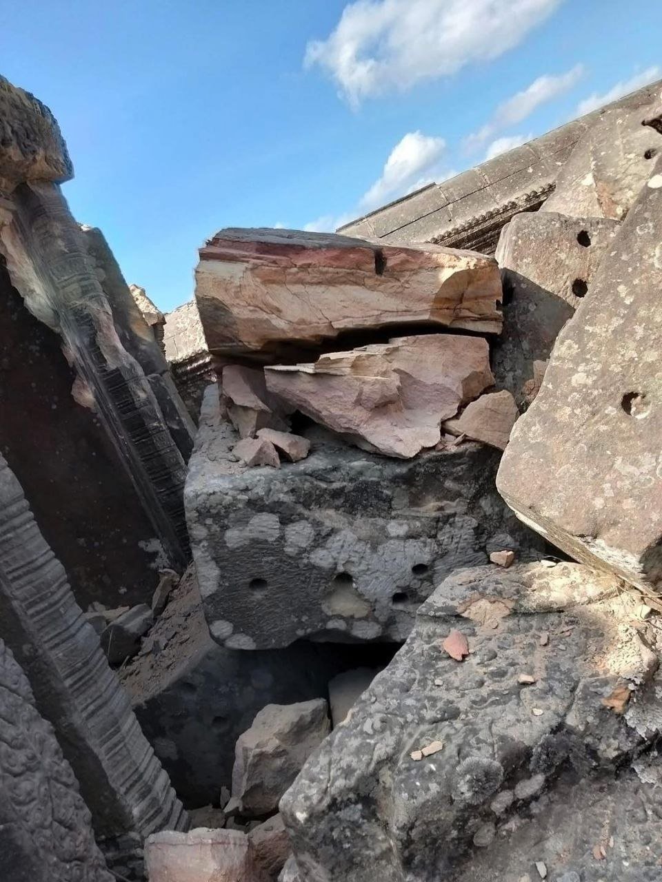 柏威夏寺遭军事袭击引发国际法争议