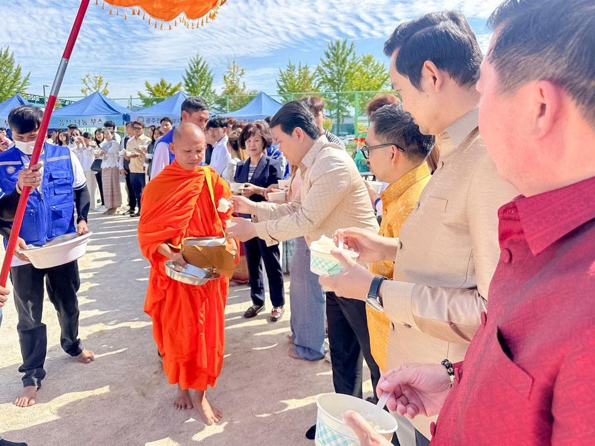 劳工部在韩慰问2500名柬籍劳工 强调守法