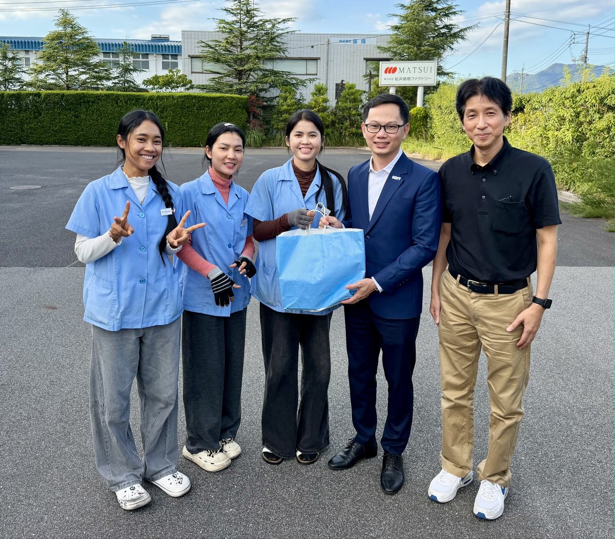 劳工部官员赴日慰问柬籍劳工 关注海外务工权益