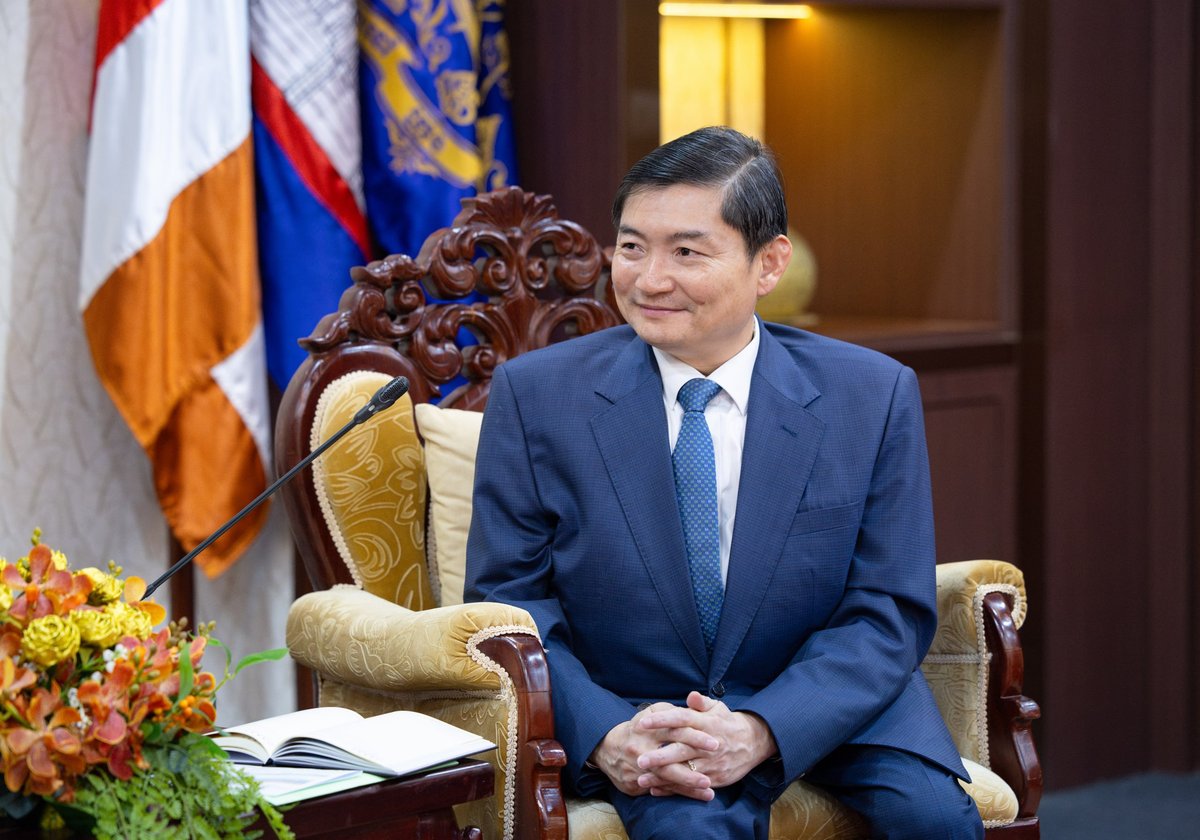 柬埔寨劳工部部长恒索与韩国昌兴郡郡长签署谅解备忘录,正式启动
