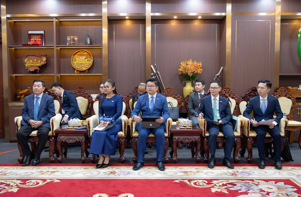 柬埔寨劳工部部长恒索与韩国昌兴郡郡长签署谅解备忘录,正式启动