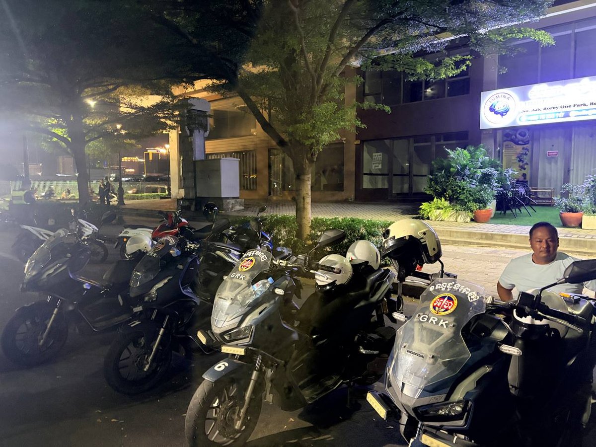 隆边区警方于10月24日晚在万景岗区域采取行动,查获多名非法