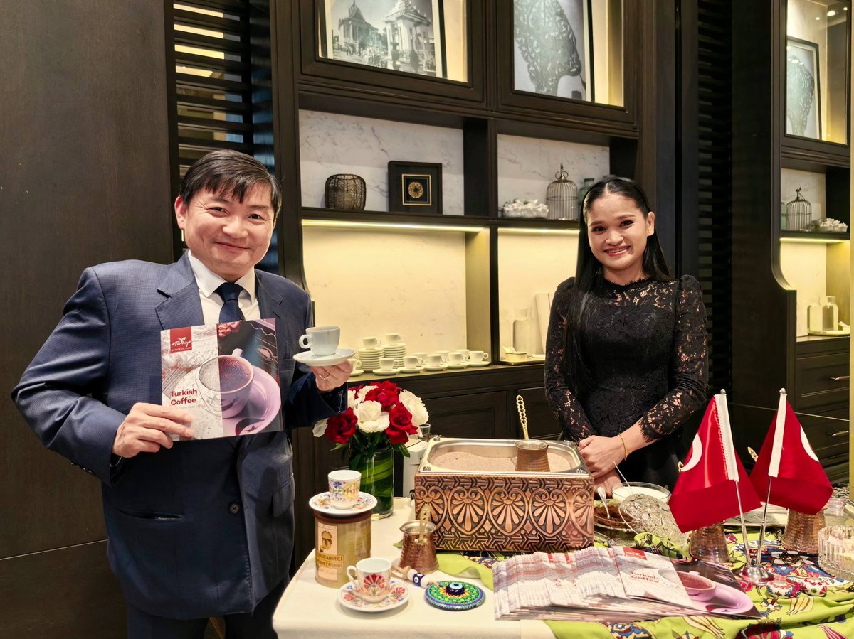 劳工部长亨苏出席土耳其共和国日103周年招待会