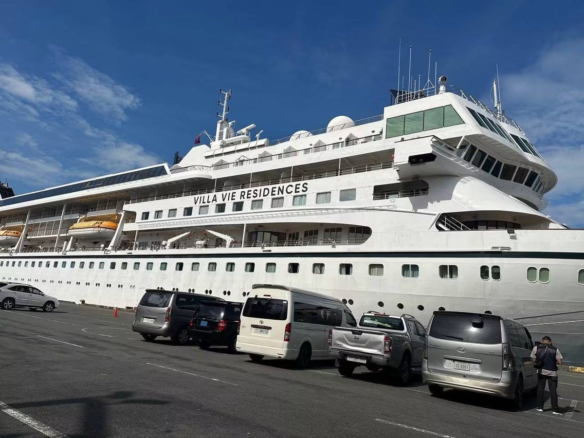 西港邮轮燃油耗尽滞留 旅游部长现场协调 游客安置酒店