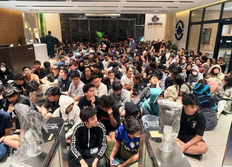 波贝捣毁大型网络诈骗窝点 现场抓获587名涉案人员