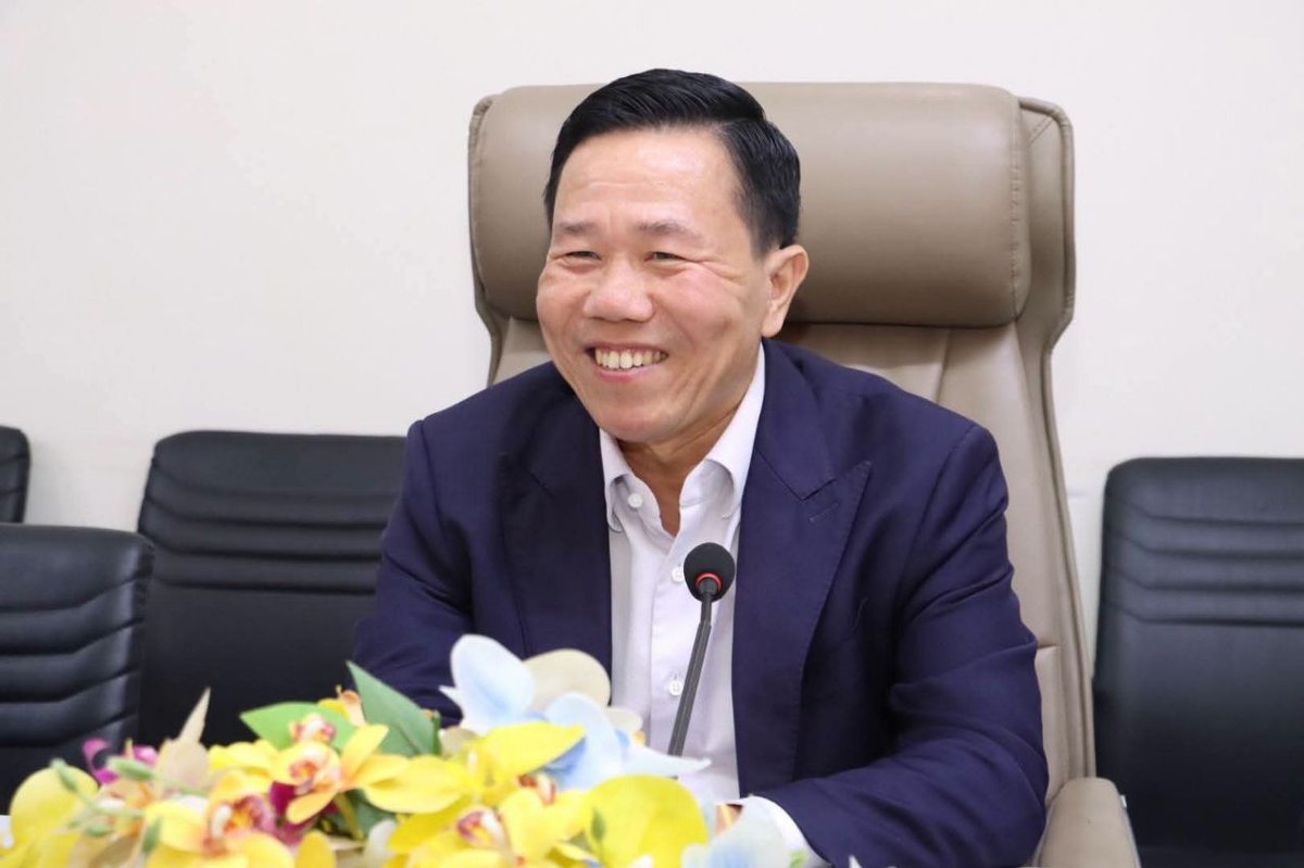 隆边区区长会见柬埔寨邮政局长 推广物流服务